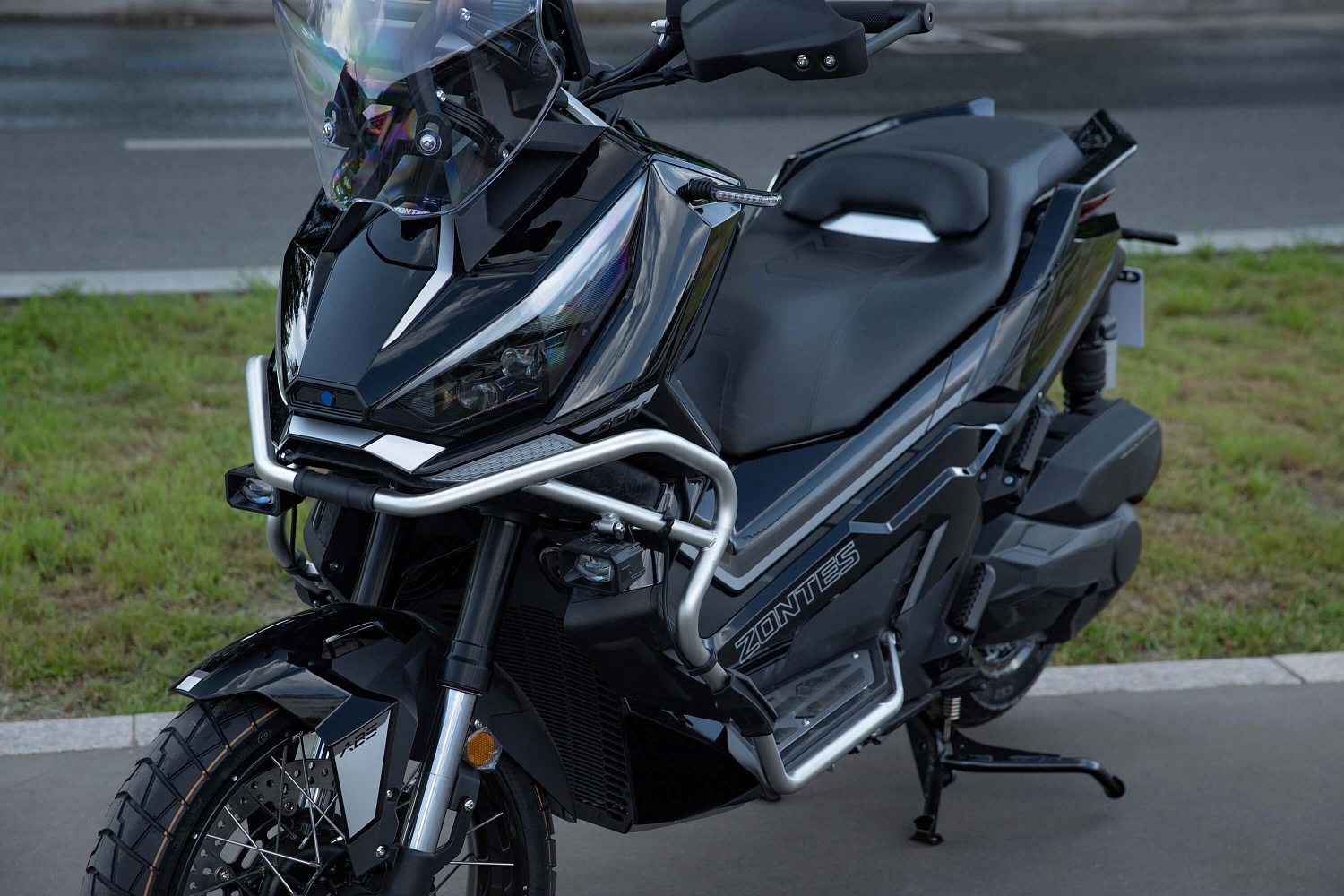 Максискутер ZONTES ZT368-G 17/14