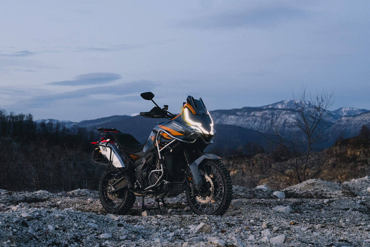 Мотоцикл ZONTES ZT703-F TOUR 21/18