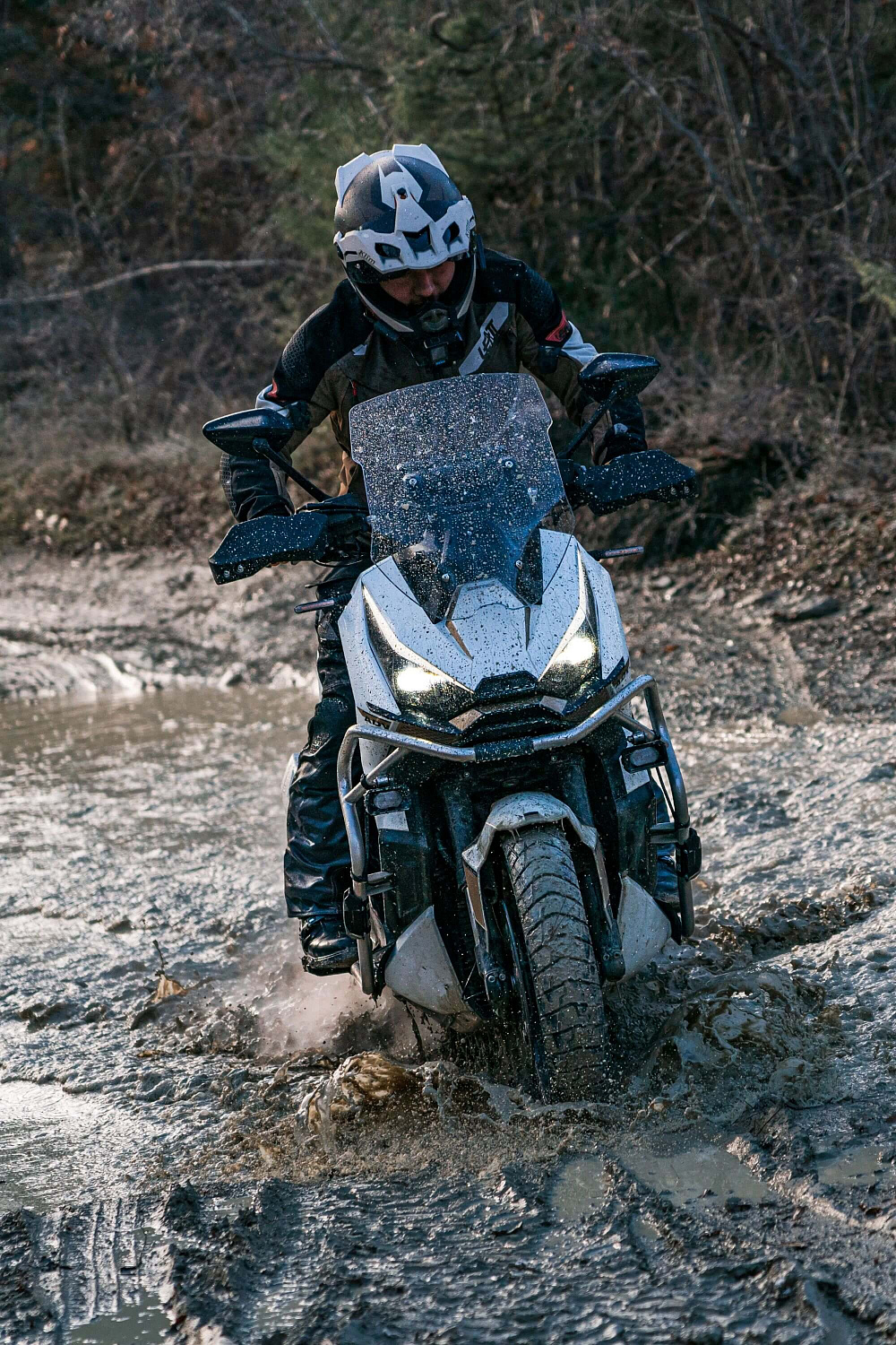 Максискутер ZONTES ZT368-G 17/14