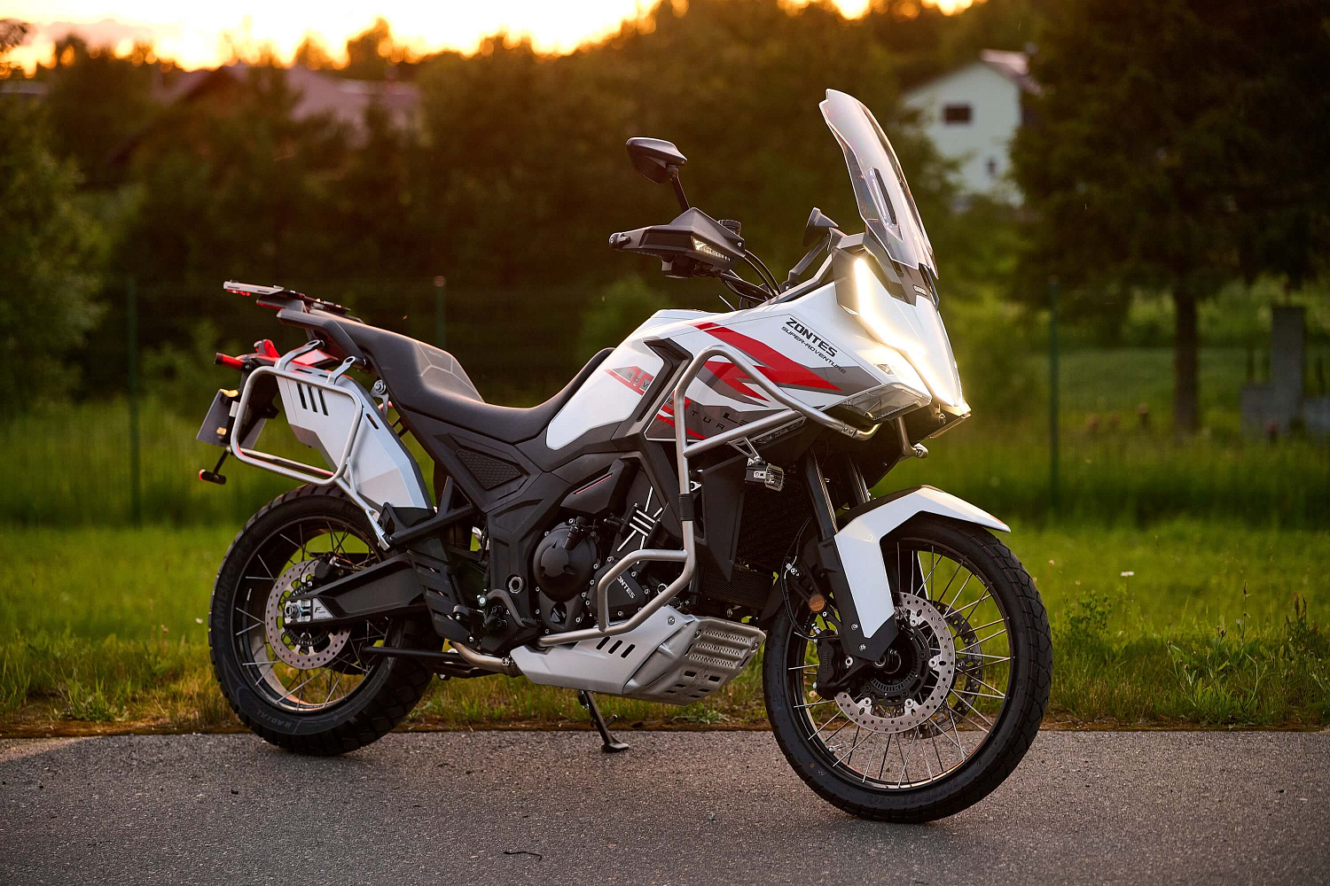 Мотоцикл ZONTES ZT703-F TOUR 21/18