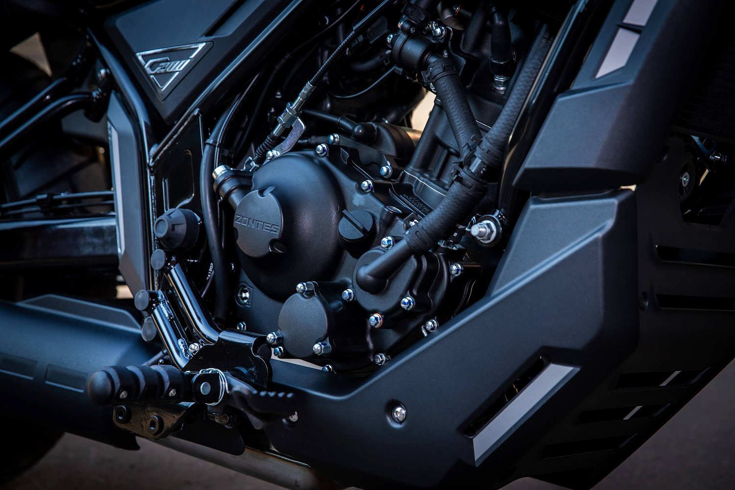 Мотоцикл ZONTES ZT200-C2