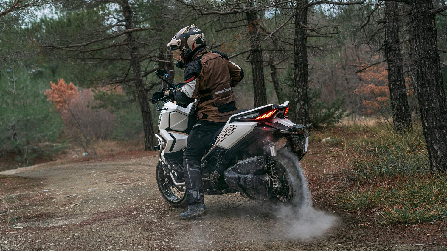 Максискутер ZONTES ZT368-G 17/14