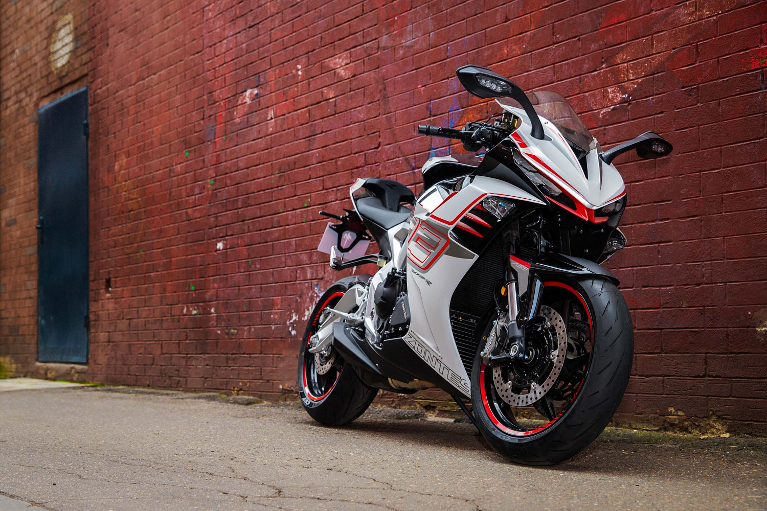 Мотоцикл ZONTES ZT703-RR