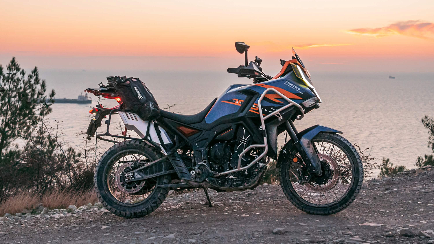 Мотоцикл ZONTES ZT703-F TOUR 21/18