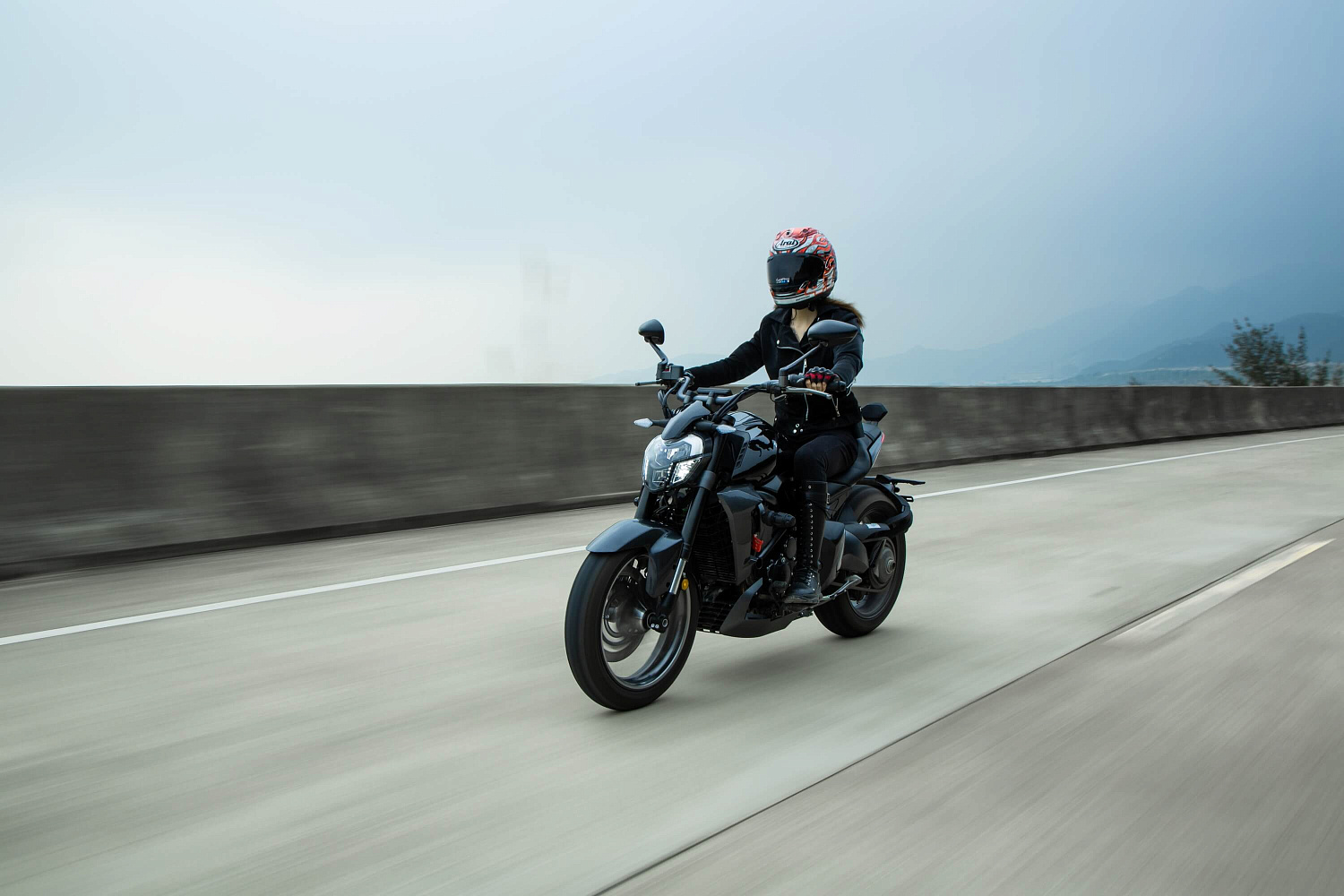 Мотоцикл ZONTES ZT350-V1