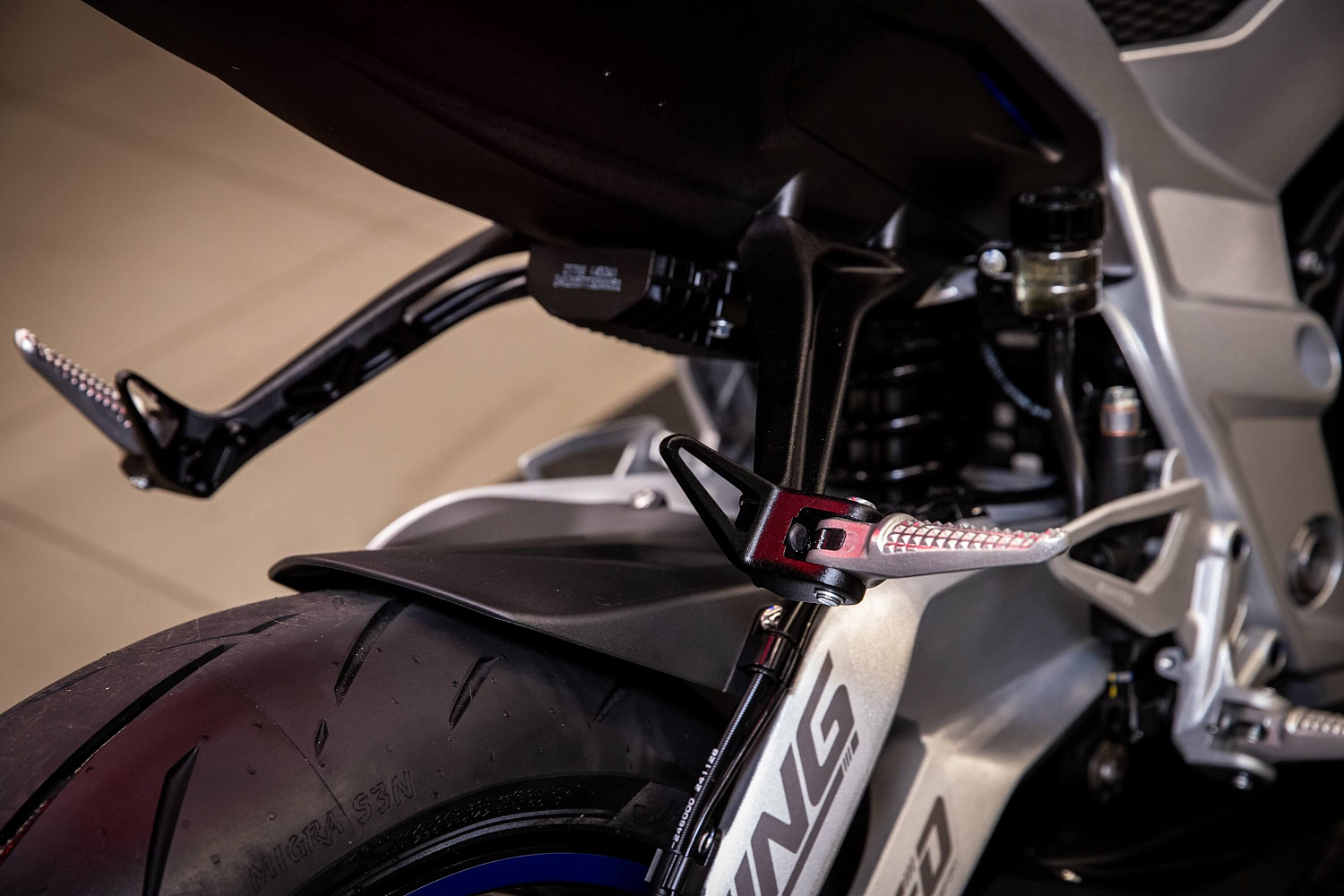 Мотоцикл ZONTES ZT703-RR