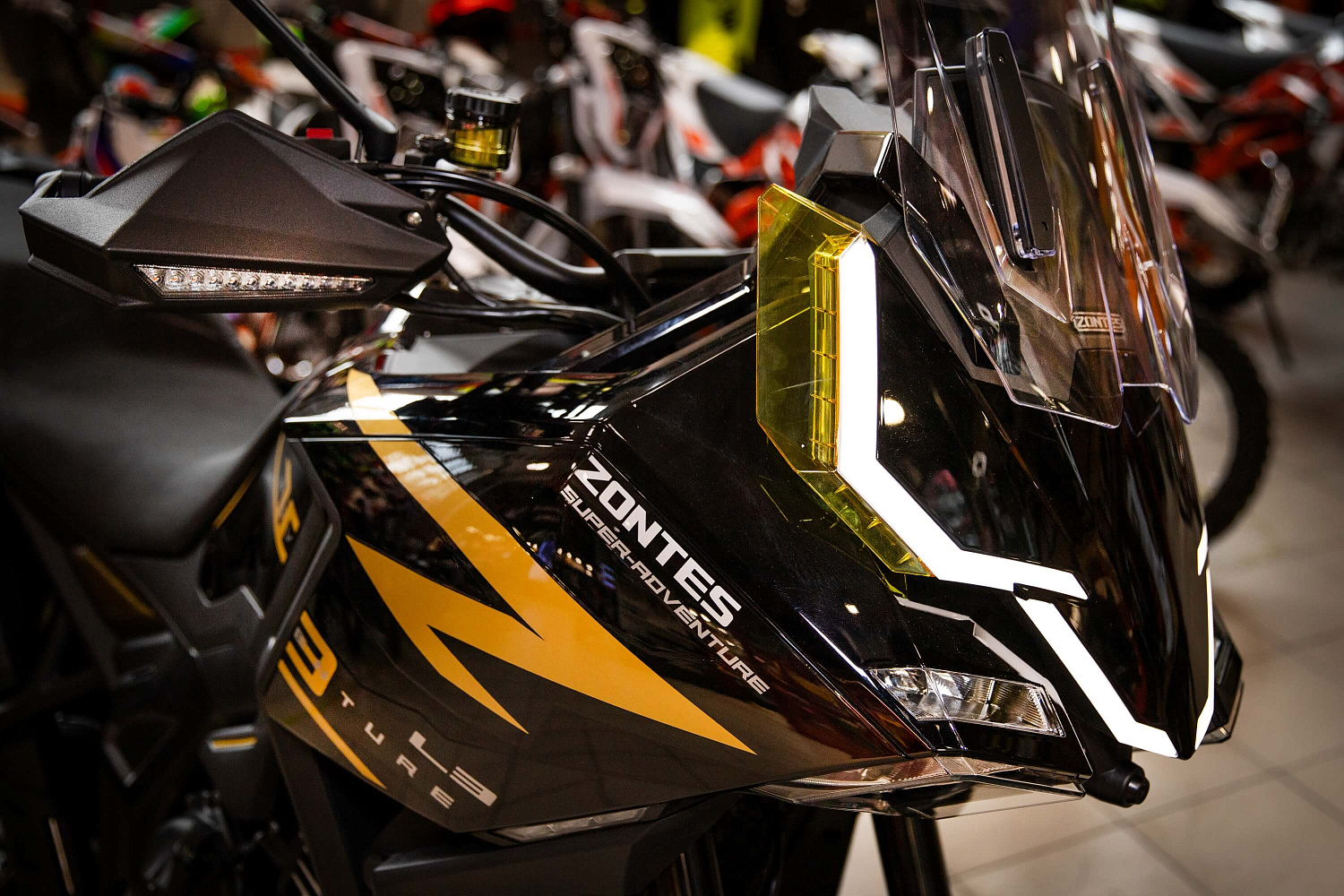 Мотоцикл ZONTES ZT703-F TOUR 21/18