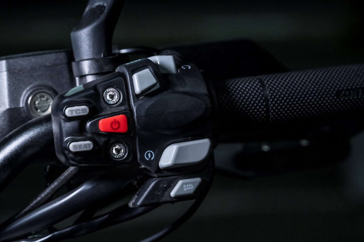 Максискутер ZONTES ZT368-G 17/14