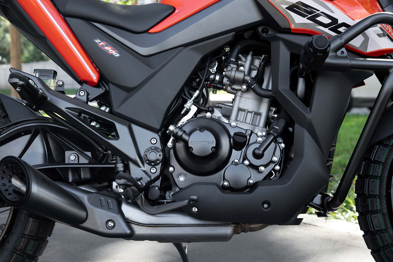 Мотоцикл ZONTES ZT200-U1