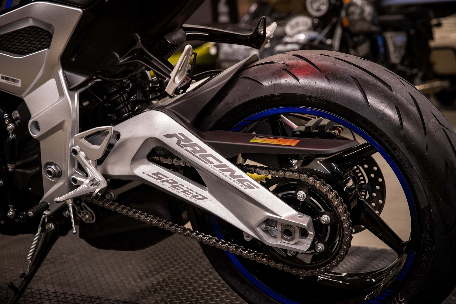 Мотоцикл ZONTES ZT703-RR