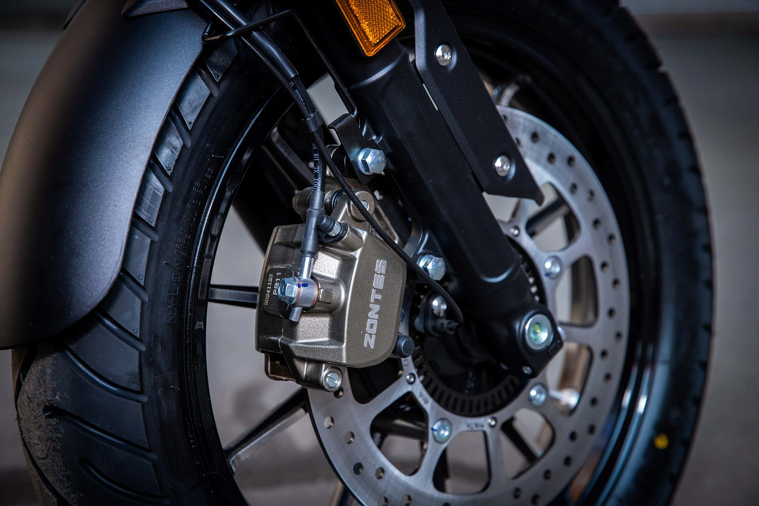 Мотоцикл ZONTES ZT200-C2