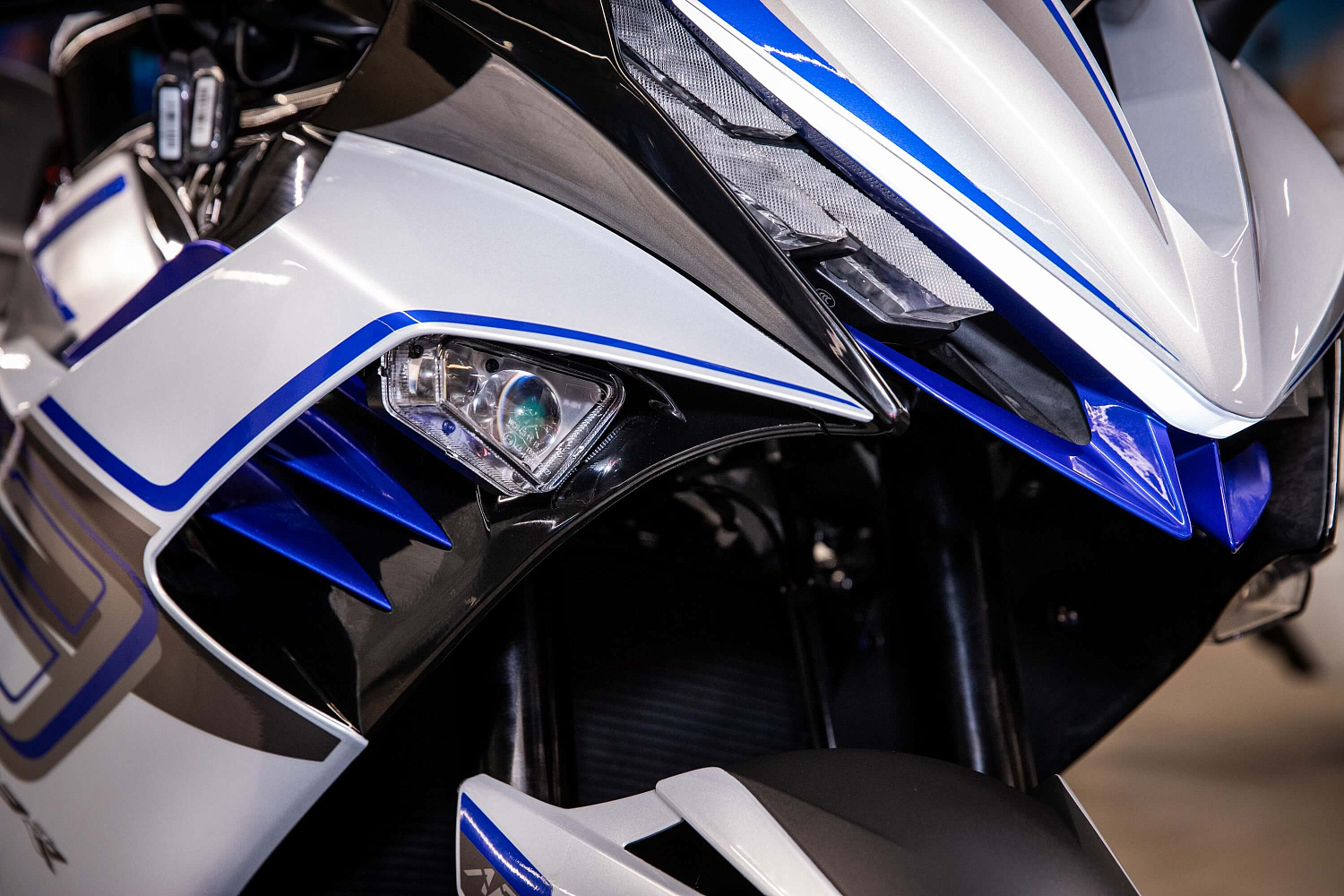 Мотоцикл ZONTES ZT703-RR