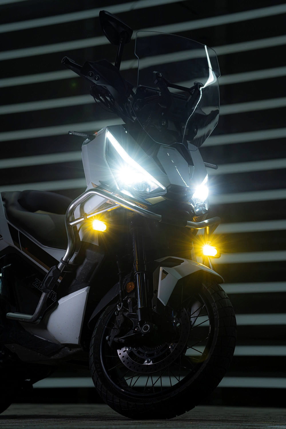 Максискутер ZONTES ZT368-G 17/14