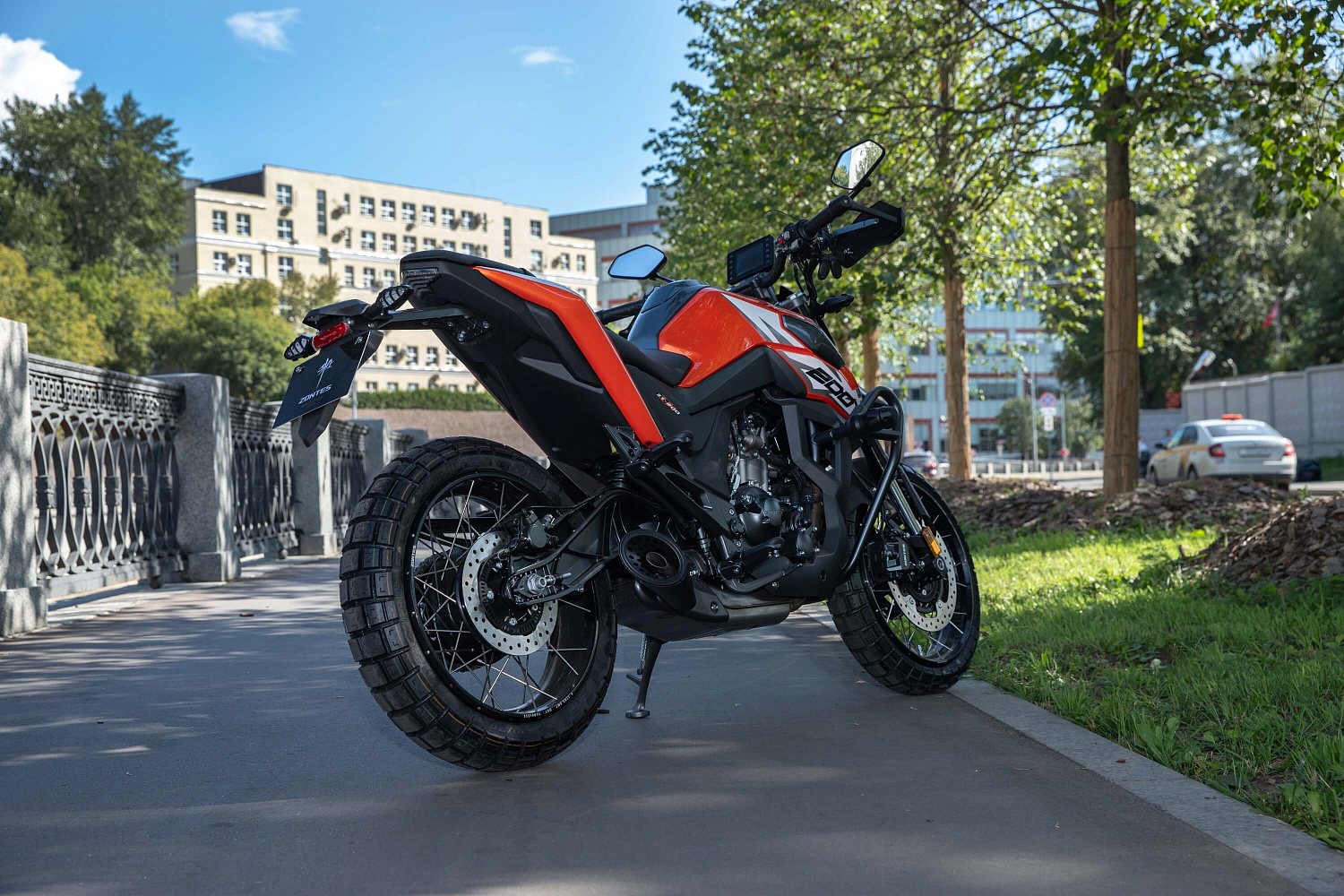 Мотоцикл ZONTES ZT200-U1