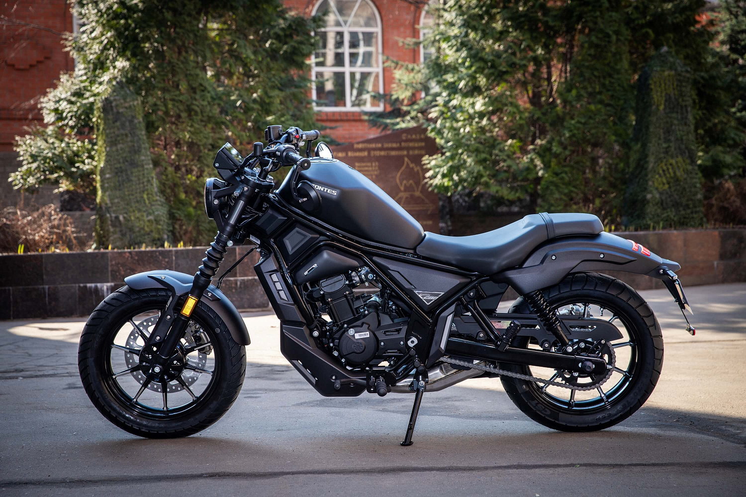 Мотоцикл ZONTES ZT200-C2