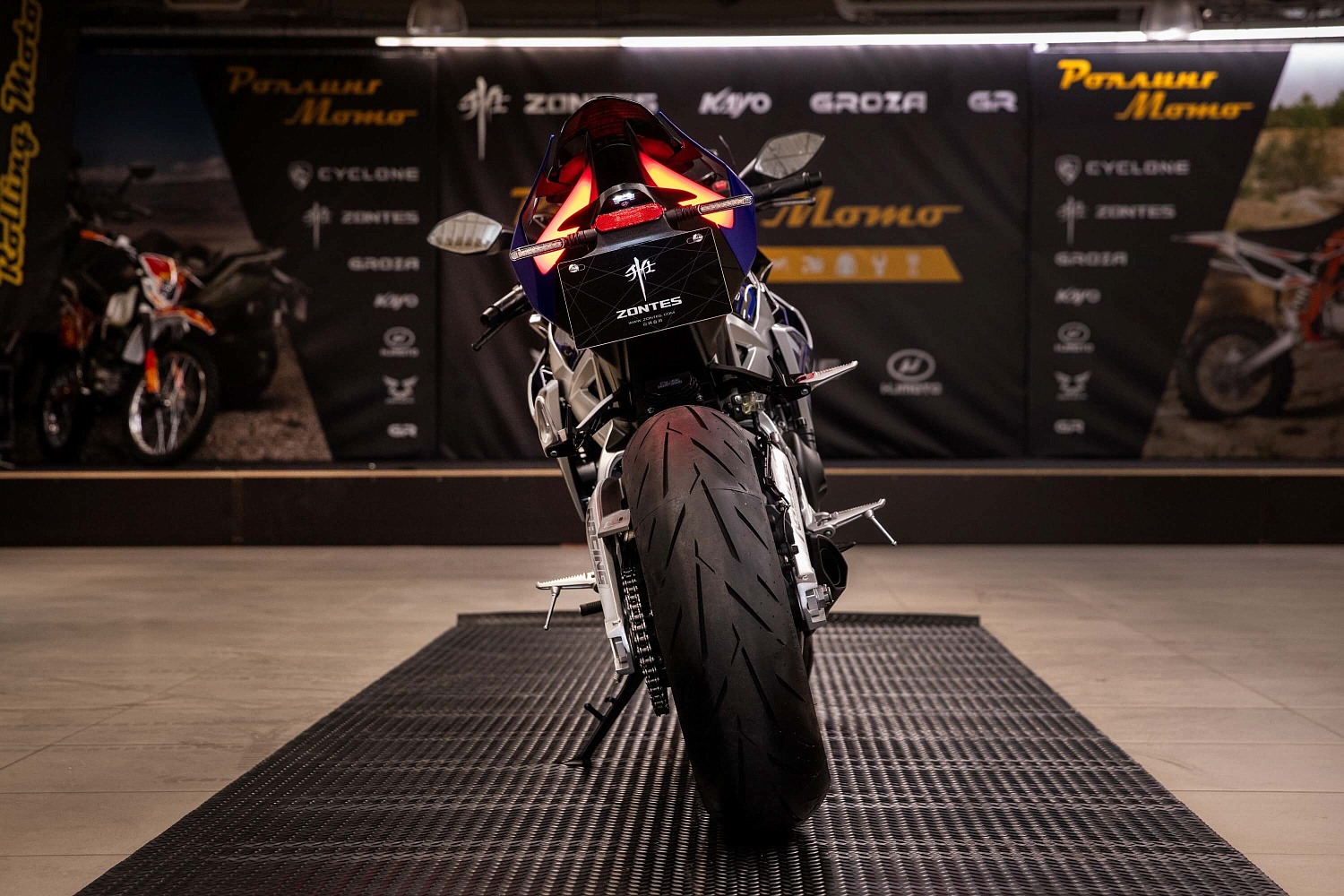 Мотоцикл ZONTES ZT703-RR