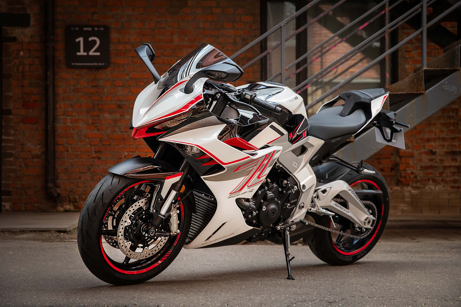 Мотоцикл ZONTES ZT703-RR