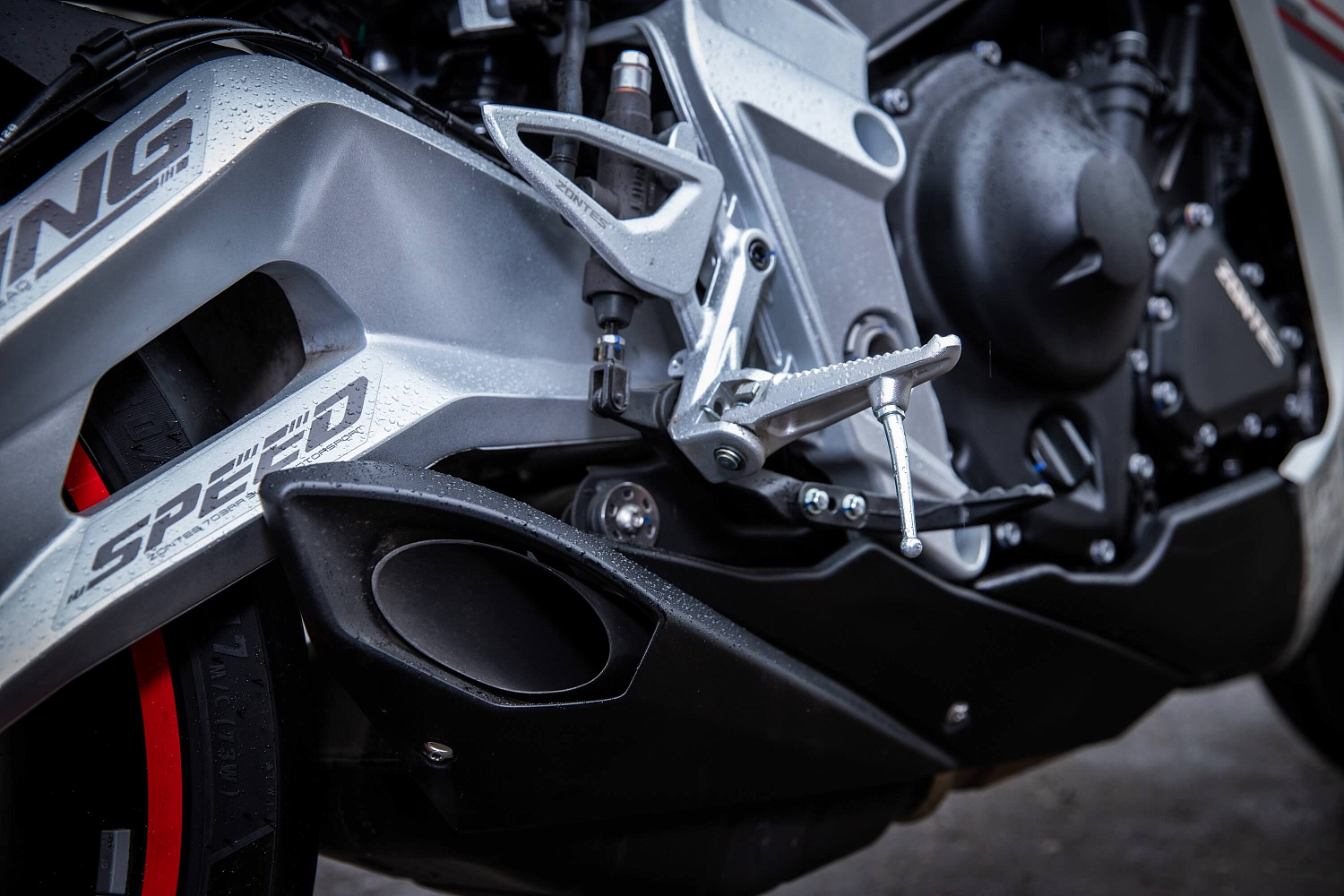 Мотоцикл ZONTES ZT703-RR